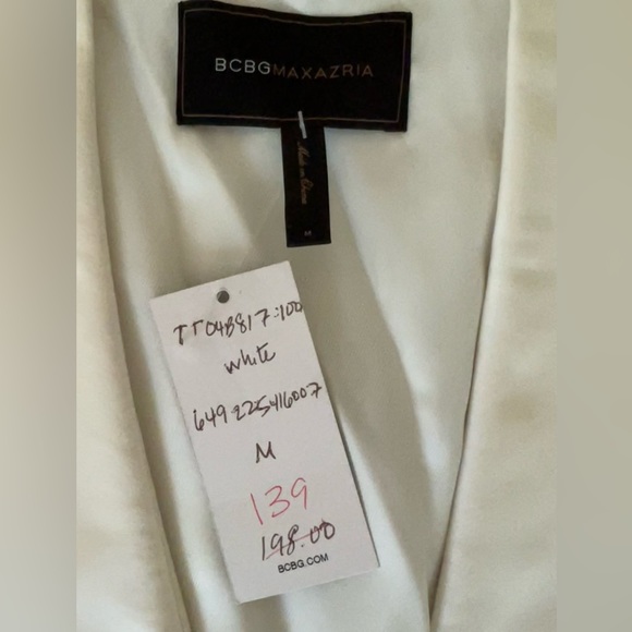 NWT BCBG Maxazria Tuxedo Style Vest - M - Picture 5 of 5